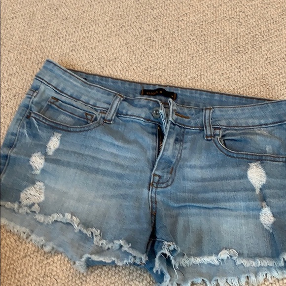 Kilauea B Jean shorts - Picture 1 of 2